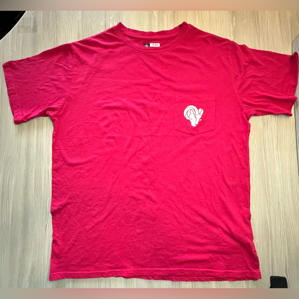 Los Angeles Rams Women’s Pink Pocket T-Shirt - Size Large - NFL Team Apparel